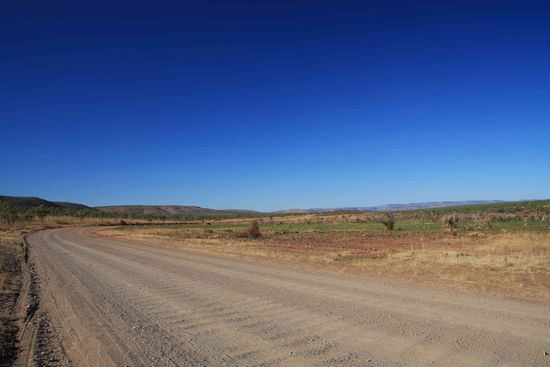 ...Gravel Roads...wie ich sie hasse, wenn wir mit Nemo daruf fahren müssen