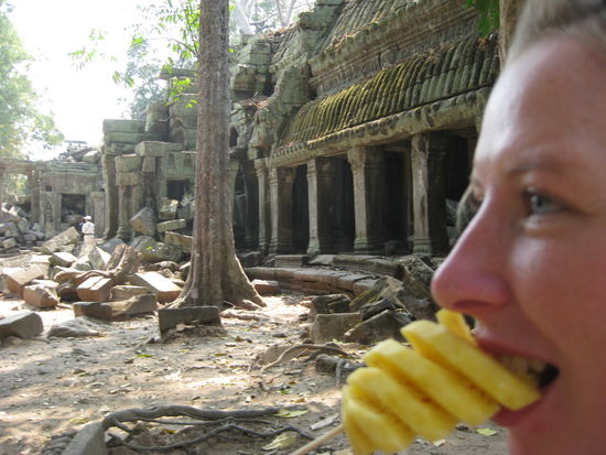 Wer hat in dieser Kulisse denn schonmal ne Ananas gegessen?