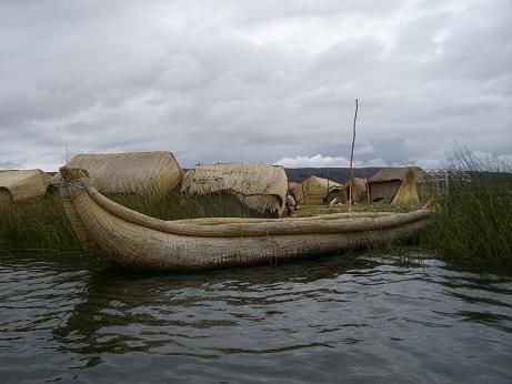 Schilfboot