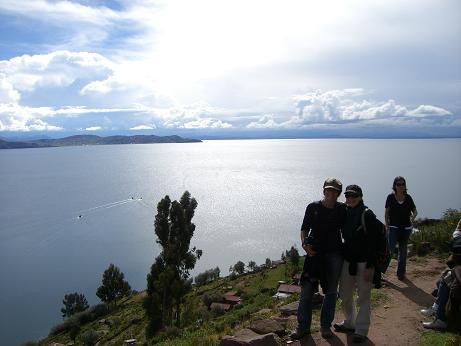 Blick auf den Titicacasee (und eine Frau )