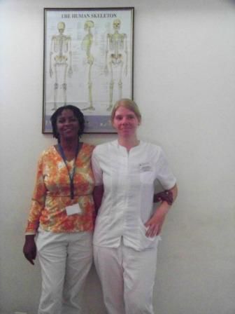 Meine Kollegin Fatuma und ich