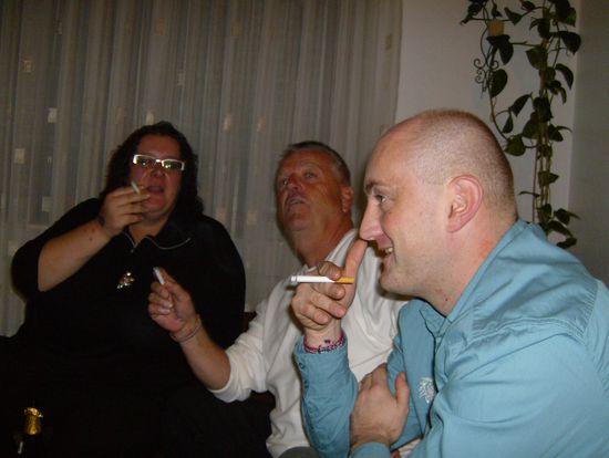 Ja das ist Thomas und Fips unsere nicht Raucher (ha ha ha)....