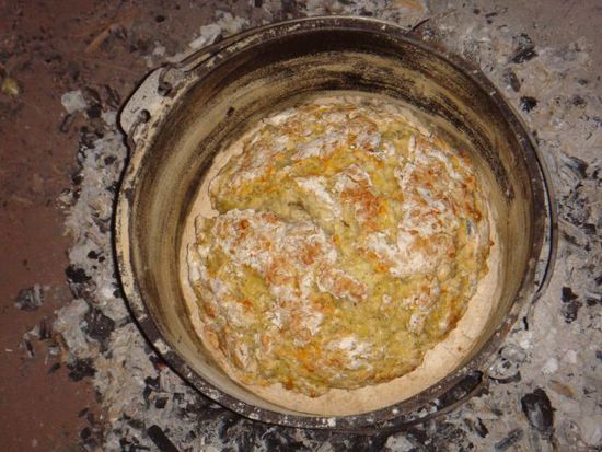 Hmmmmm, das Brot war einfach soooo lecker! Wird beim nächsten Zeltlager auch gemacht!