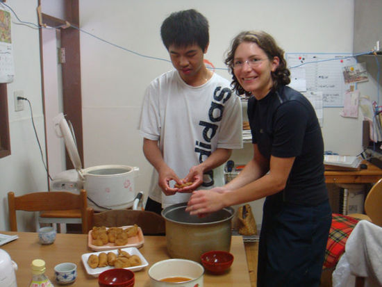 Norman und ich machen leckeres Irani Sushi zum Mittagessen