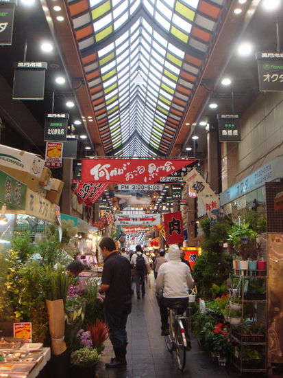 Reges Treiben in einer der Einkaufsstraßen