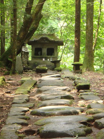 ...uralte Gebetsstätten anschauen...