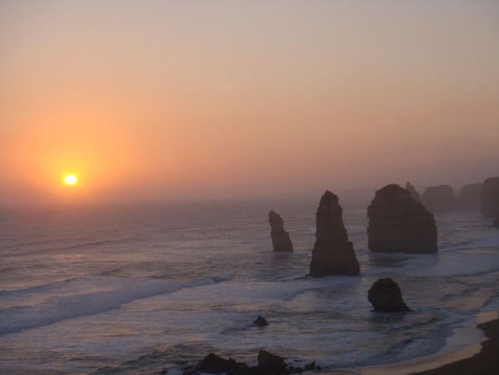 "The Twelves Apostles" bei Sonnenuntergang um 17:15 Uhr