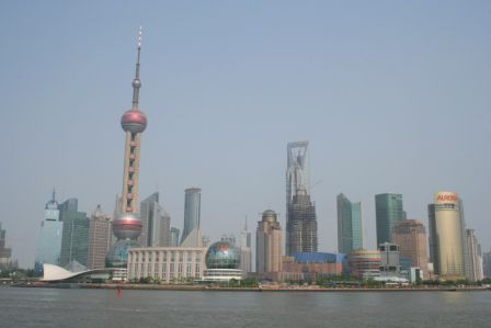 Virtel Pudong vom Festland aus gesehen!