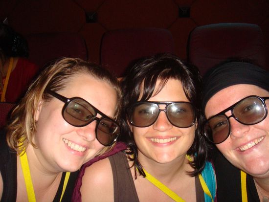 Im 3D Kino, hier erfahren wir mehr über den Bau der Türme