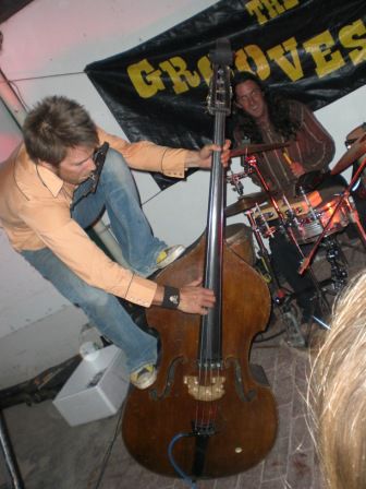 Party im einzigen Pub des Ortes - dafür gabs live Musik und Happy Hour!