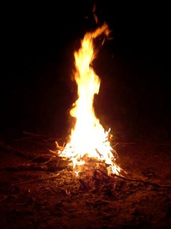 ein sooooo schönes Feuer hatten wir noch nie!!!! Und mega lecker gegrillt haben wir!