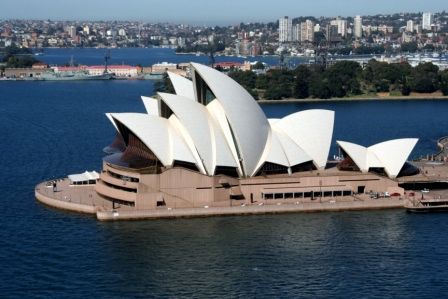 Aussicht von der Harbour Bridge auf das Opera House
