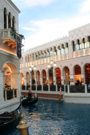 Im Hotel Venecia