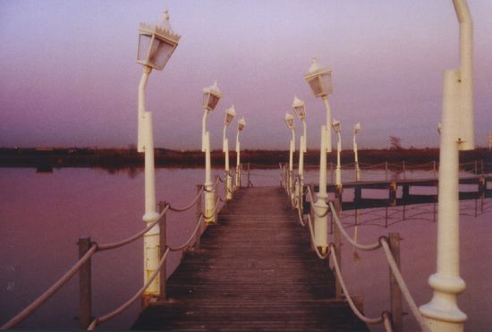 der Steg zum Wasserschloss