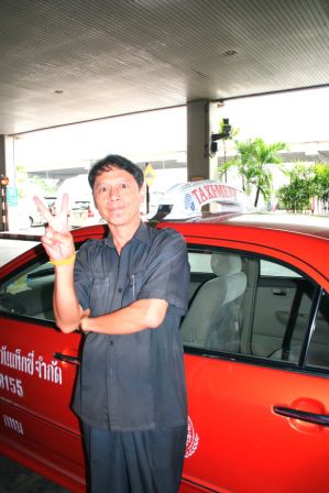 Unser Fahrer Vudhi
