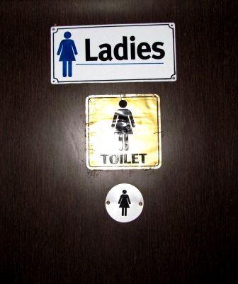 also wenn FRAU hier das WC nicht findet, dann ist sie selbst Schuld