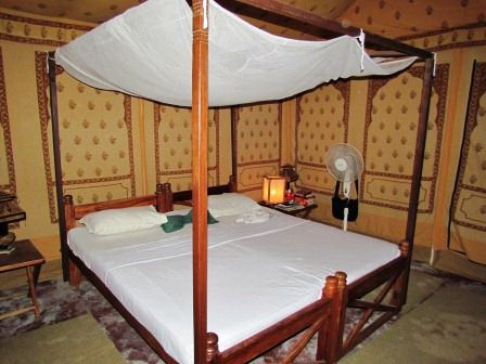 tolles, großes Bett und super Badezimmer