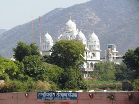 Tempel