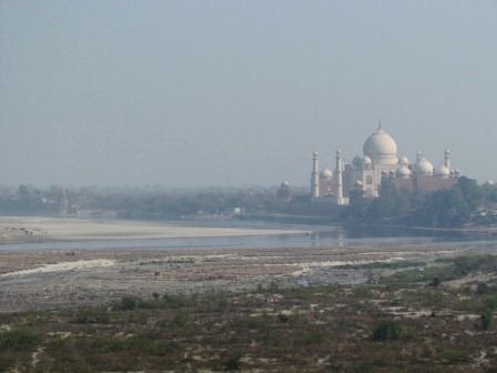 Aussicht vom Fort auf das Taj Mahal