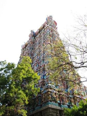 Sri Meenakshi Sundareshwarar Tempel - Eingang