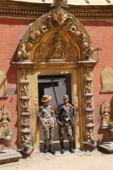 das goldene Tor am Königspalast