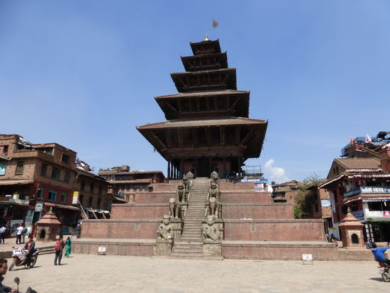 Die Nyatapola-Pagode am Taumadhi Square