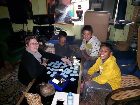 It's Memory time - die Kinder kannten das Spiel nicht, aber haben schnell gelernt und viel Spaß dabei