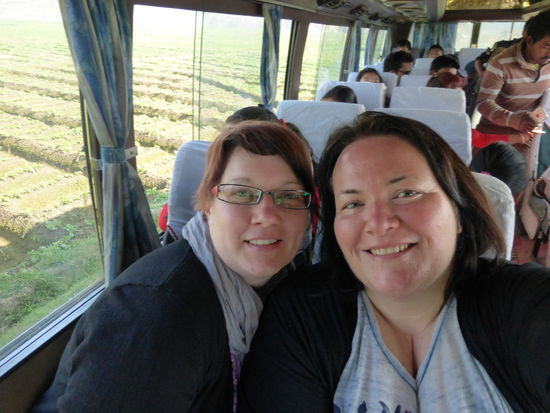 auf geht's - alle sind im Bus