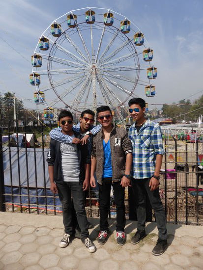 coole Jungs   
Anil - Kumar - Tenzing - Saroj