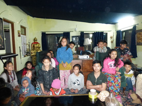 Am letzten Abend haben sich alles nochmal gemeinsam versammelt um sich bei uns zu bedanken.