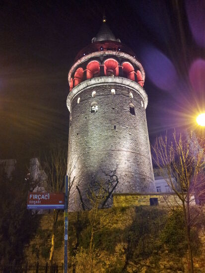 Galata Turm - wunderbar beleuchtet