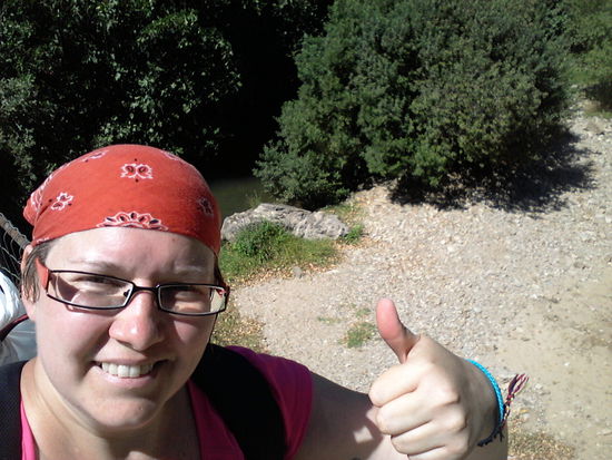 am oberen Ende angekommen, nur noch über die Brücke und beim Bahnhof gibt's dann ein leckeres Eis und was kaltes zu trinken!