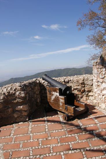 und von dir Kirche aus geht es auf der Rückseite wieder hinunter!