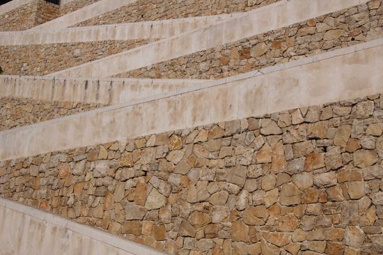 Einer der Wege zum Castillo de Gibralfaro