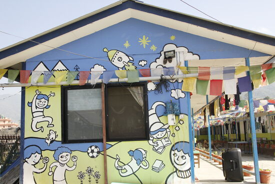 auch die Vorderseiten sind wunderschön bemalt