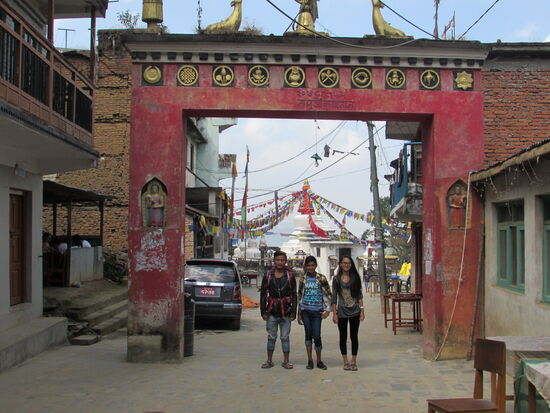 Eingang zu Namo Buddha