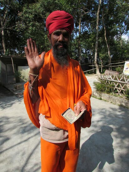 Er ist ein heiliger Mann.