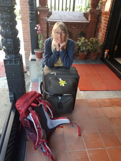 Ines Koffer sind gepackt, Suresh kommt gleich . guten Rückflug!