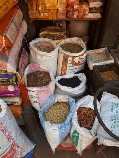 ... in kleinen Geschäften....