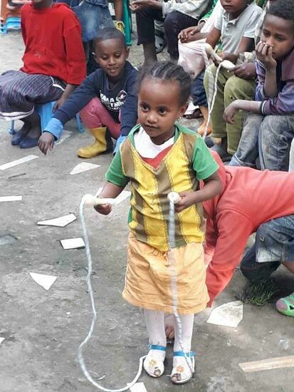 bei Beti klappts noch nicht so gut..... aber Übung mach den Meister