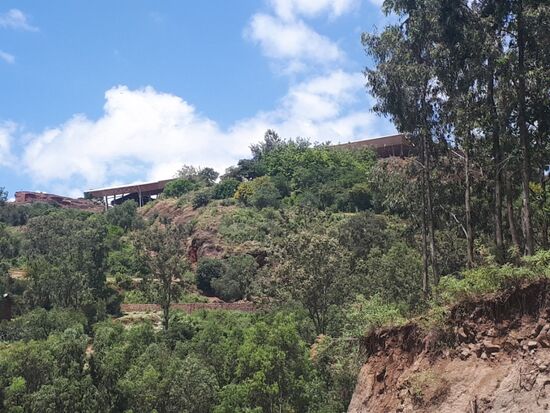 hier sieht man schon Überdachungen, welche die Kirchen vor Verwitterung schützen sollen.