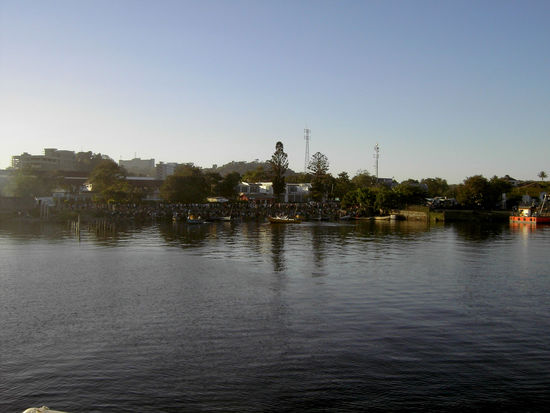 Hafen von Mwanza von der Fähre aus