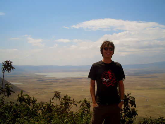 Ich auf dem Rand des Ngorongoro-Kraters