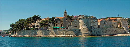 Die Anfahrt auf Korcula Stadt