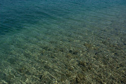 Wasserqualität = 1A; hier der Mali Jezero, jedoch zieht ich dieses Bild durch die gesamte kroatische Adria