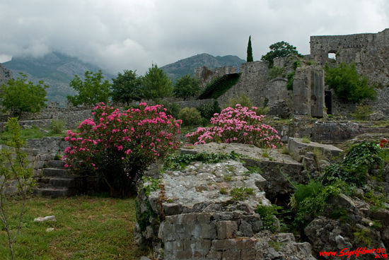 Stari Bar ist heute eine Ruinenstadt vier Kilometer vor den Toren des heutigen modernen Bar.