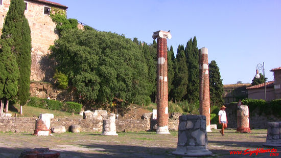 Römisches Forum auf dem Colle san Giusto
