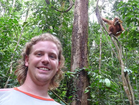 Ich mit dem Juengeren Orang Utan