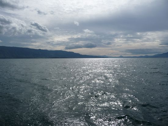 Vom Boot aus in richtung Tuk Tuk