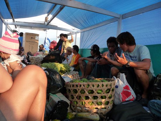 Im Public Boot nach Gili T